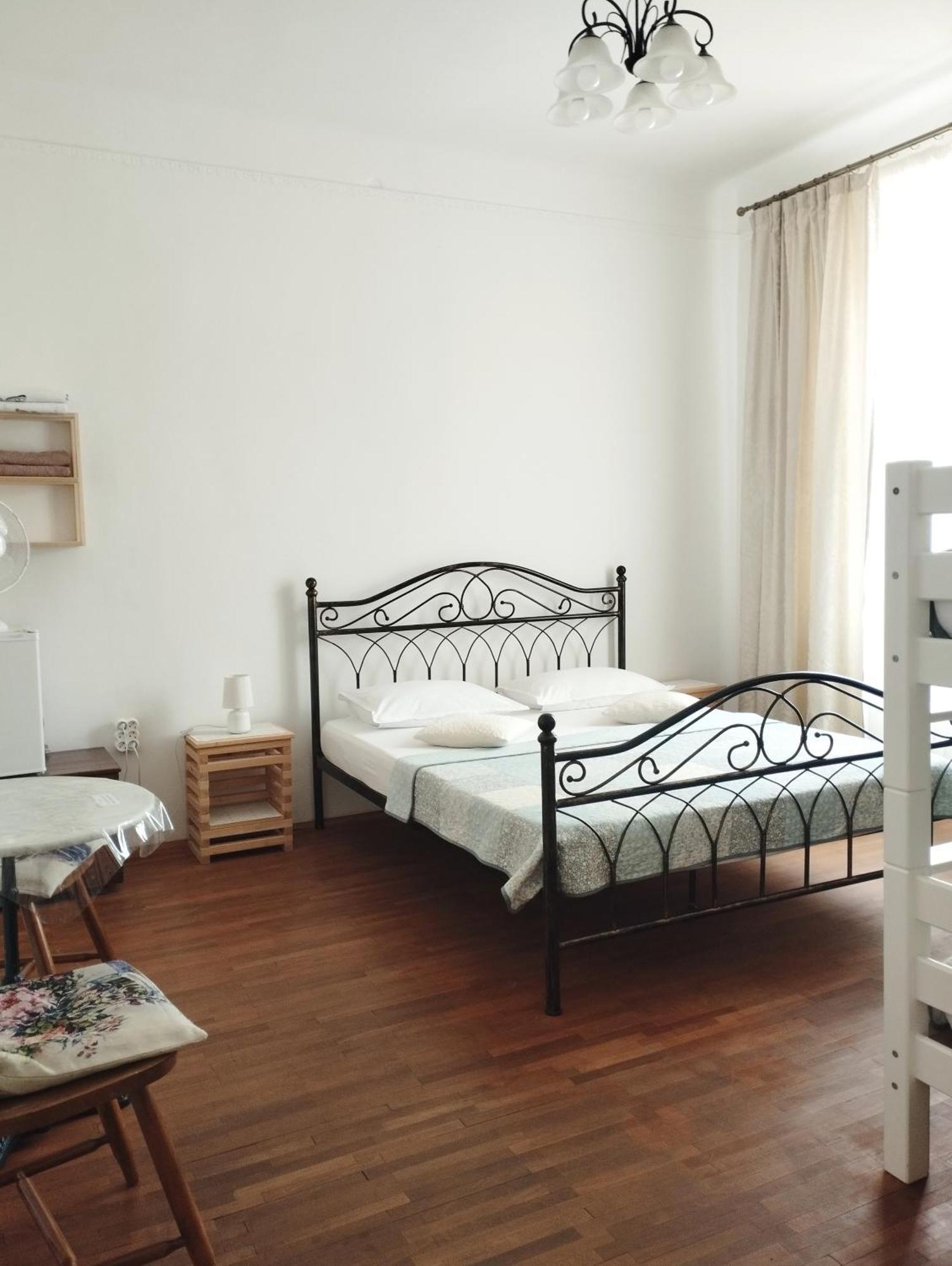 Guest House Izola Oda fotoğraf